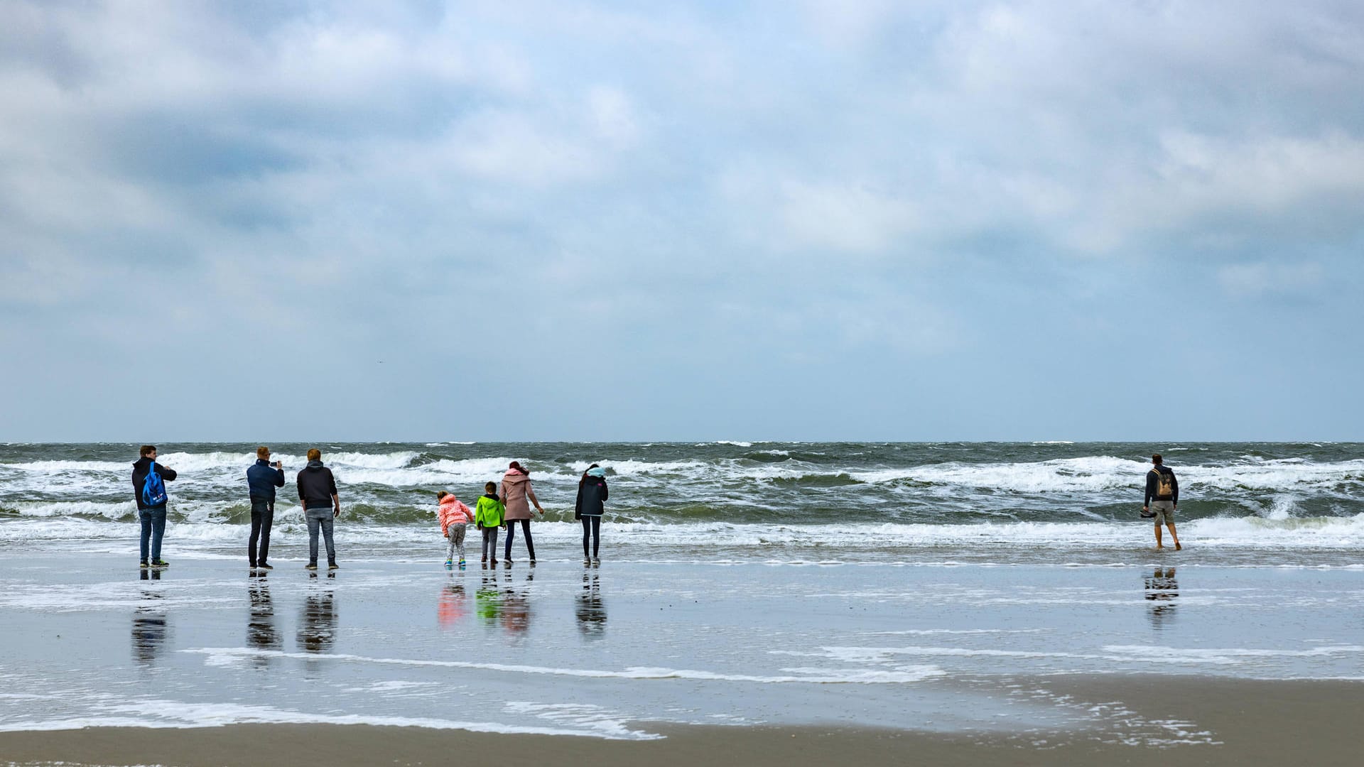 Herbstwetter an der Nordsee: Es kommen Sturmböen auf den Norden zu. (Symbolbild) Herbstwetter an der Nordsee: Es kommen Sturmböen auf den Norden zu. (Symbolbild)