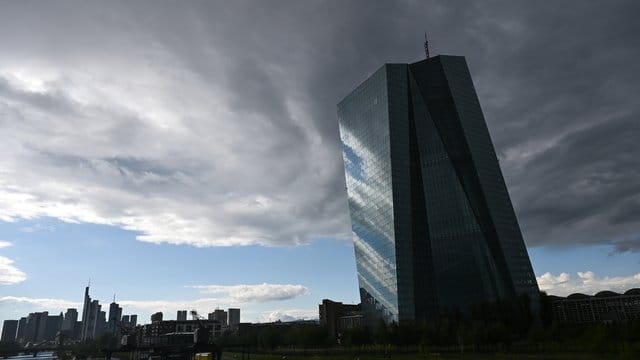 2021 will die Europäische Zentralbank über den Start des digitalen Euros entscheiden. 2021 will die Europäische Zentralbank über den Start des digitalen Euros entscheiden.