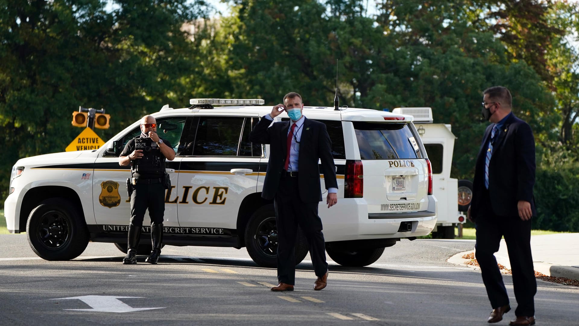 Secret Service vor dem Walter-Reed-Krankenhaus.