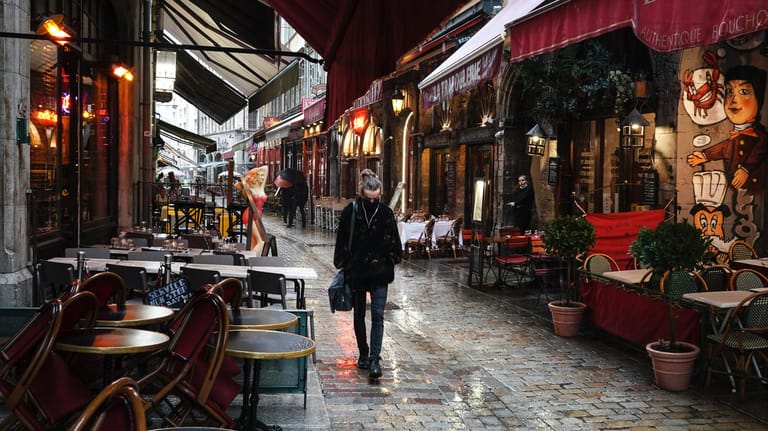 Leere Straßen in Lyon: Die zweite Welle der Corona-Pandemie hat Frankreich besonders hart getroffen.