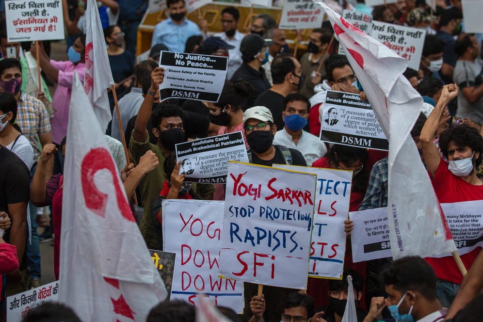 Neu Delhi: Demonstranten protestieren gegen brutale Massenvergewaltigungen, die immer wieder Indien erschüttern.