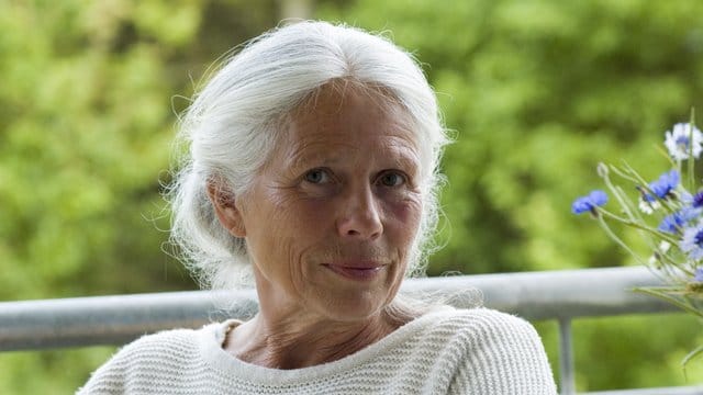 Die Literaturwissenschaftlerin und Autorin Sigrid Damm hat den Weimar-Preis 2020 erhalten. Die Literaturwissenschaftlerin und Autorin Sigrid Damm hat den Weimar-Preis 2020 erhalten.