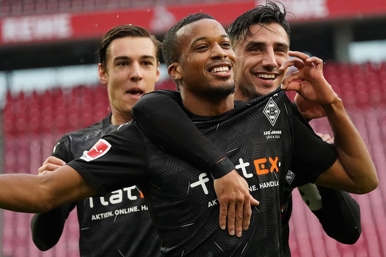 Alassane Plea (mitte vorne): Der Franzose brachte Gladbach in Führung.