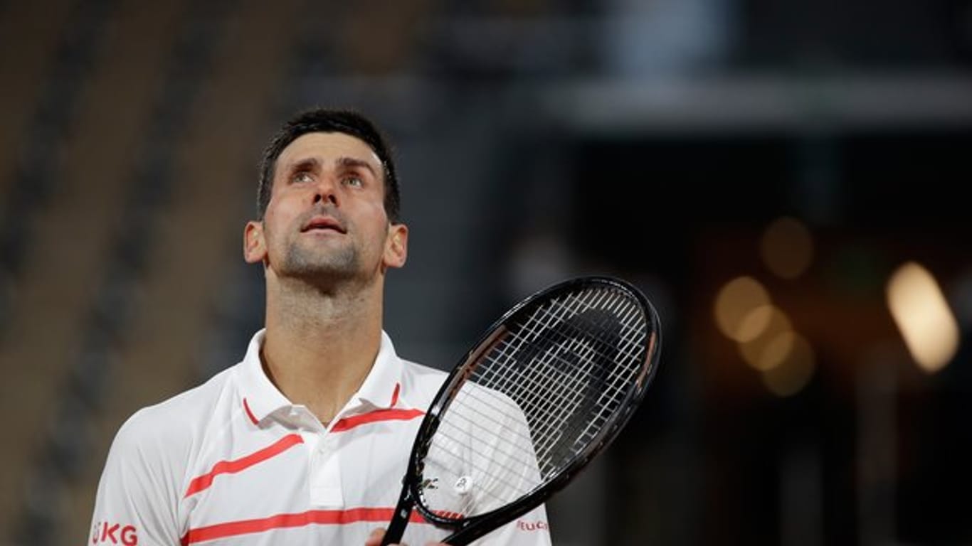 Novak Djokovic kann sich Tennis auch ohne Linienrichtern vorstellen.