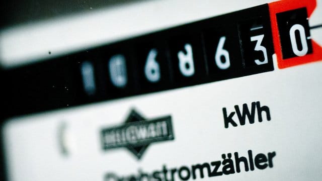Wer einem unbekannten Anrufer seinen Zählerstand und die Zählernummer mitteilt, schließt möglicherweise einen neuen Vertrag ab, ohne es zu wollen. Wer einem unbekannten Anrufer seinen Zählerstand und die Zählernummer mitteilt, schließt möglicherweise einen neuen Vertrag ab, ohne es zu wollen.