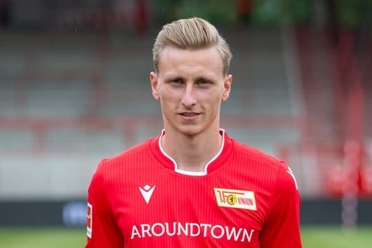 Joshua Mees trägt künftig das Trikot von Holstein Kiel.
