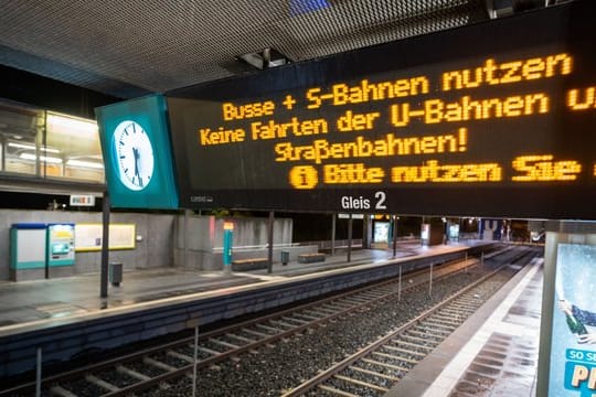 Warnstreiks im öffentlichen Dienst - Frankfurt/Main