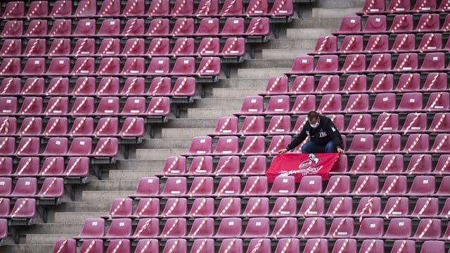 Beim DFB-Länderspiel in Köln dürfen nur 300 Zuschauer ins Stadion.