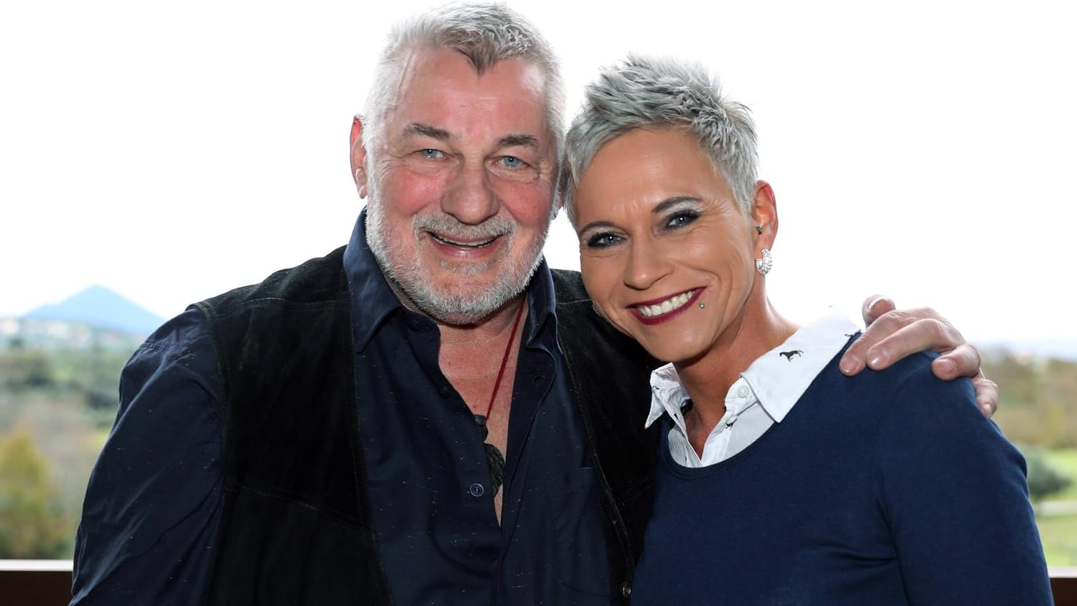 Heinz Hönig und seine Frau Annika: Die beiden erwarten ihre erstes gemeinsames Kind. Heinz Hönig und seine Frau Annika: Die beiden erwarten ihre erstes gemeinsames Kind.