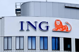 ING-Sitz in Frankfurt: Die Direktbank warnt zurzeit vor Telefonbetrügern.