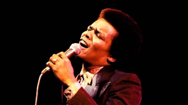 Der US-Sänger Johnny Nash starb im Alter von 80 Jahren. Der US-Sänger Johnny Nash starb im Alter von 80 Jahren.