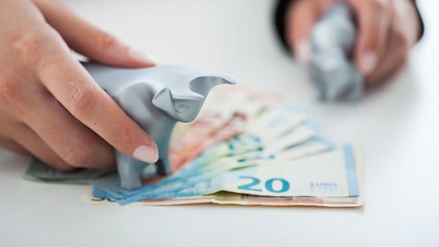 Anleger sind verpflichtet, Einnahmen aus Kapitalvermögen zu versteuern. Anleger sind verpflichtet, Einnahmen aus Kapitalvermögen zu versteuern.