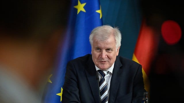 Bundesinnenminister Horst Seehofer leitet das EU-Innenministertreffen zur Reform der Migrations- und Asylpolitik. Bundesinnenminister Horst Seehofer leitet das EU-Innenministertreffen zur Reform der Migrations- und Asylpolitik.