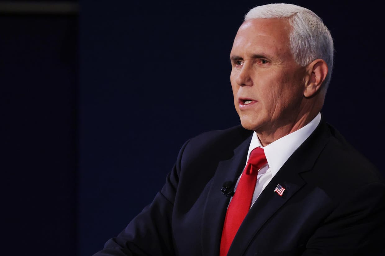 Mike Pence: Prominente äußern sich zu seinem Auftritt beim TV-Duell gegen Kamala Harris.