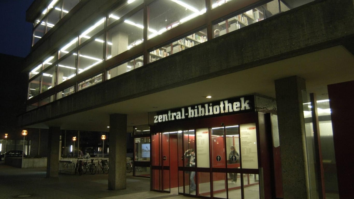 Eingangsbereich der Zentrabibliothek Köln: MINTklön startet mit Workshops und Vorträgen.