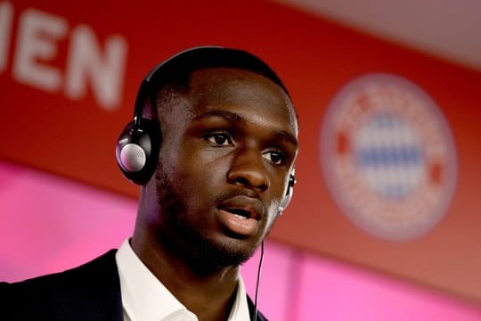 Tanguy Nianzou steht nicht im Champions-League-Kader des FC Bayern.