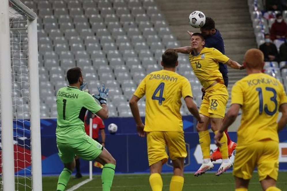Die Nationalmannschaft der Ukraine hatte in Paris mit 1:7 gegen Frankreich verloren.
