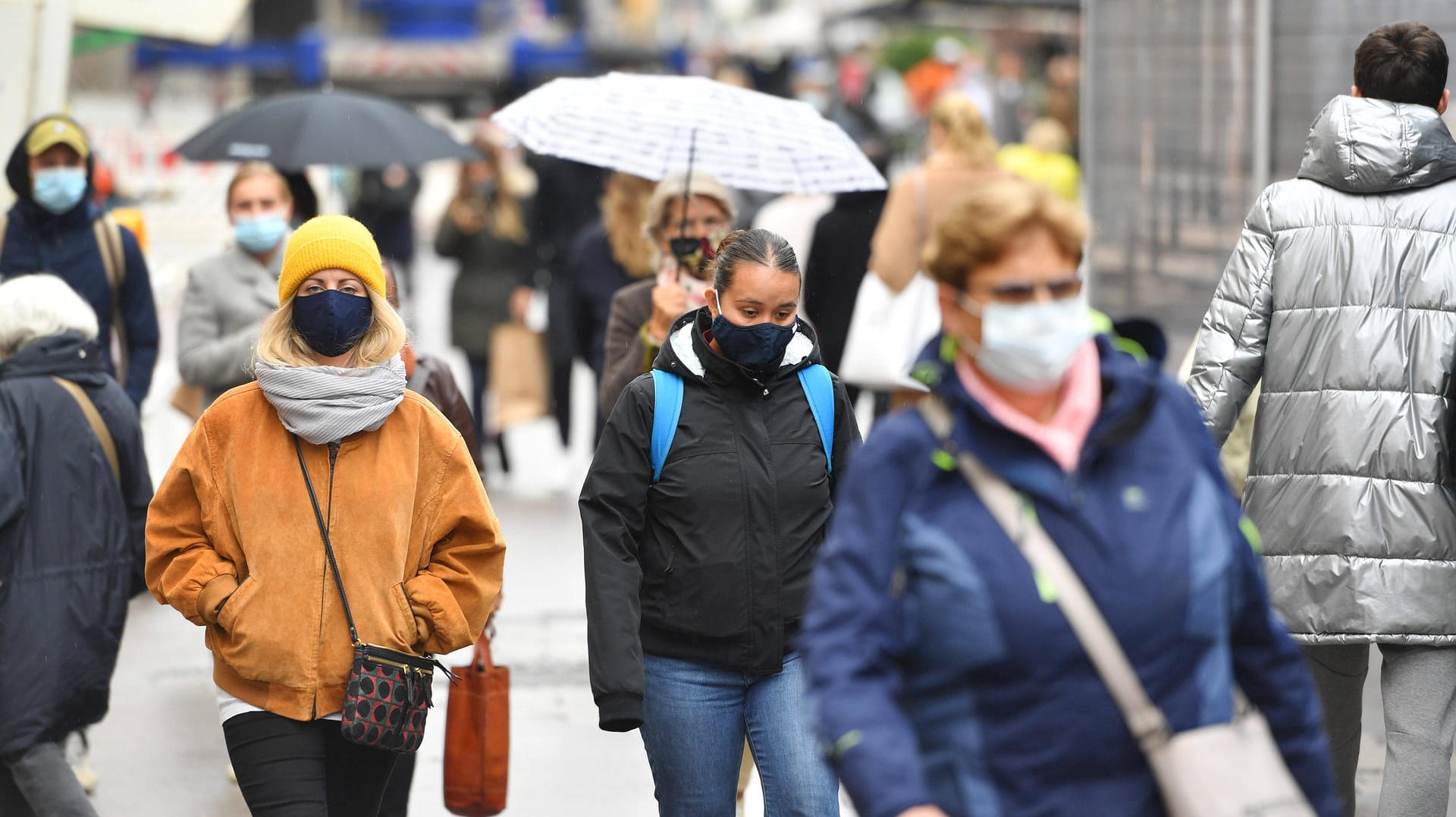 Fußgängerzone in München: Die Stadt hat früher als andere Städte strenge Maßnahmen erlassen und diese auch konsequent durchgesetzt.