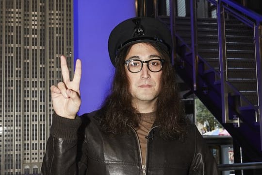 Sean Lennon bei einer Zeremonie am Empire State Building zu Ehren seines Vaters.