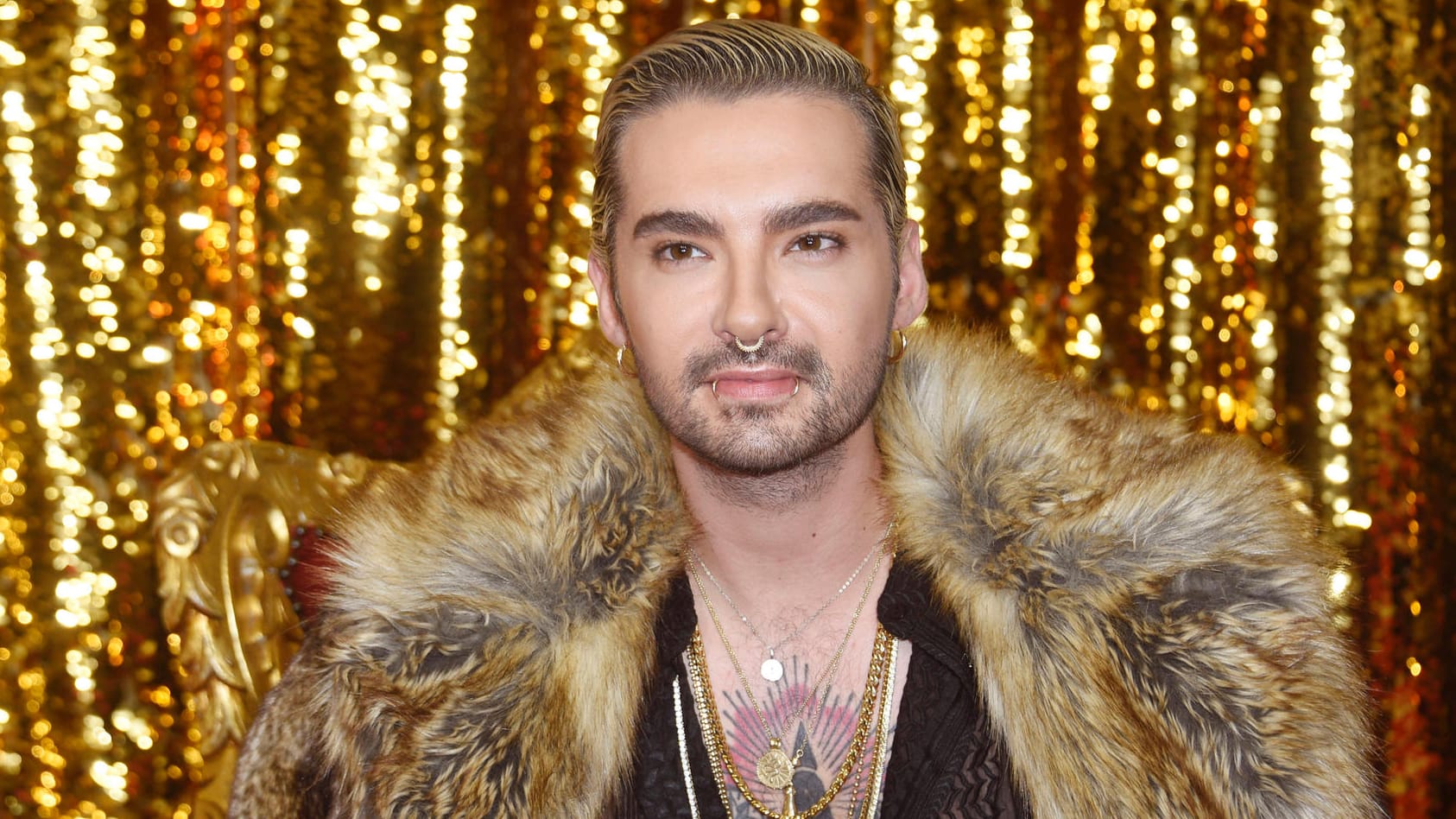 Bill Kaulitz: Er wurde als Sänger der Band Tokio Hotel bekannt und ist mittlerweile auch Designer und Moderator.