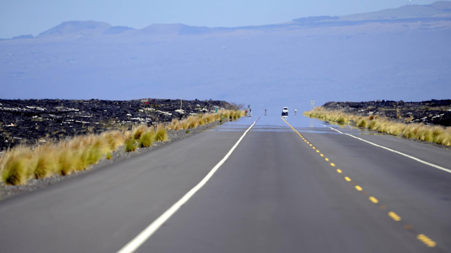 Straße auf Hawaii: Die kilometerlange Einöde ist eine Herausforderung für den Kopf.