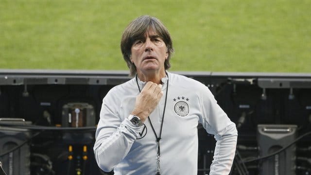 Joachim Löw hat erstmals seit elf Monaten wieder fast die volle Belegschaft dabei. Joachim Löw hat erstmals seit elf Monaten wieder fast die volle Belegschaft dabei.
