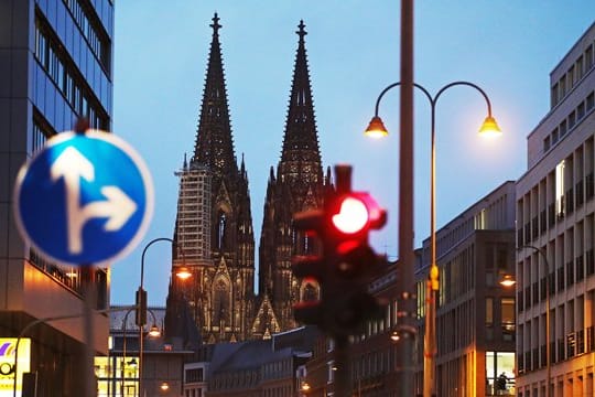 Köln hat die wichtige Warnstufe von 50 Neuinfektionen pro 100.