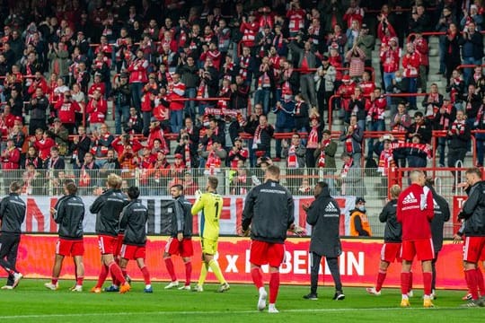 Die Fans des 1.