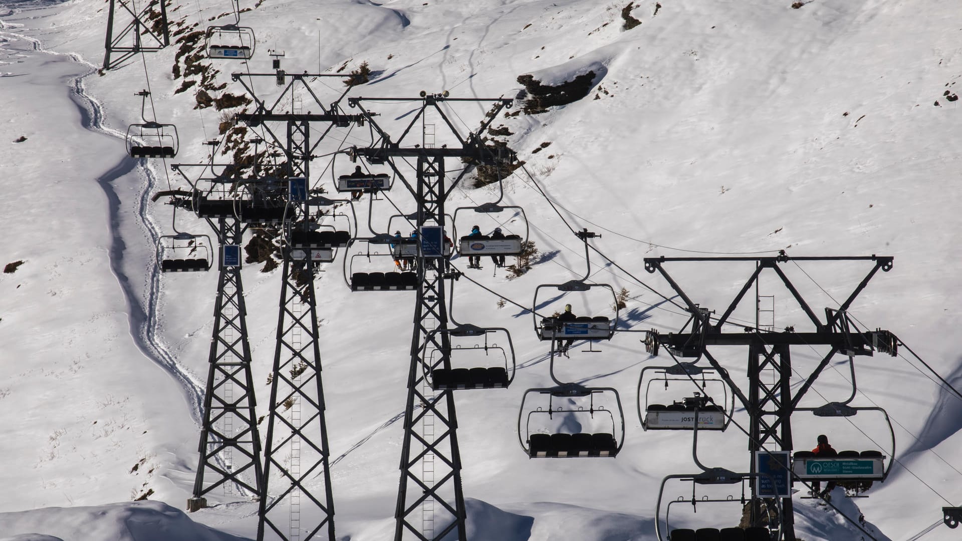 Grindelwald: Auf den Sesselliften in der Schweiz gilt zunächst keine Maskenpflicht.