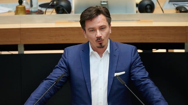Der Abgeordnete Marcel Luthe (Archivbild): Der Politiker tritt aus der FDP aus. Der Abgeordnete Marcel Luthe (Archivbild): Der Politiker tritt aus der FDP aus.
