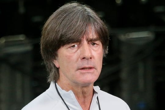 Bundestrainer Joachim steht zu seinem Kurs mit der deutschen Nationalmannschaft.