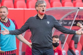 Michael Henke: Der Sportdirektor des FC Ingolstadt ist unzufrieden mit der Wechsel-Entscheidung der 3. Liga.
