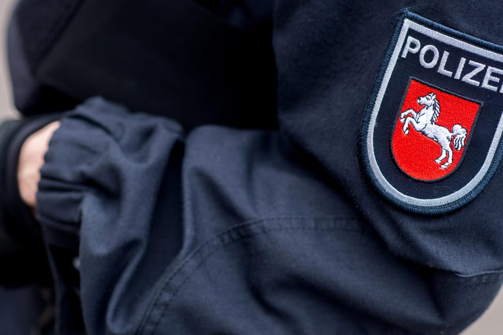 Das Emblem der niedersächsischen Polizei: Das Bundesland will extremistische Tendenzen bei seinen Polizisten untersuchen.