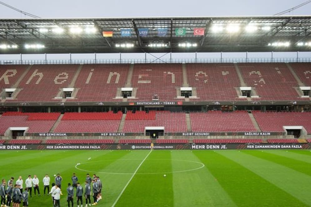 Die deutsche Nationalmannschaft spielt am Dienstag in Köln ohne Zuschauer gegen die Schweiz.