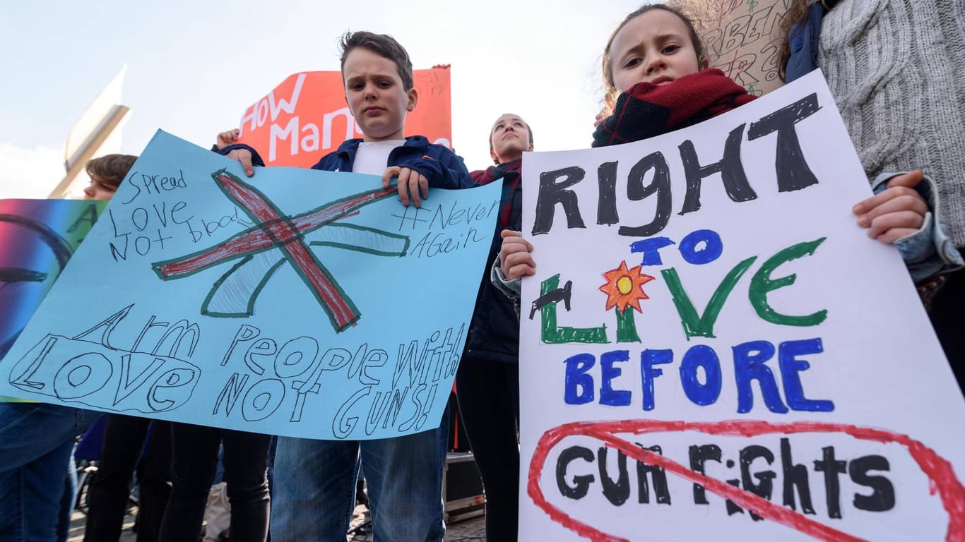 Strengere Waffengesetze: In den USA demonstrieren auch Kinder für schärfere Waffengesetze – bisher vergeblich. (Symbolfoto)