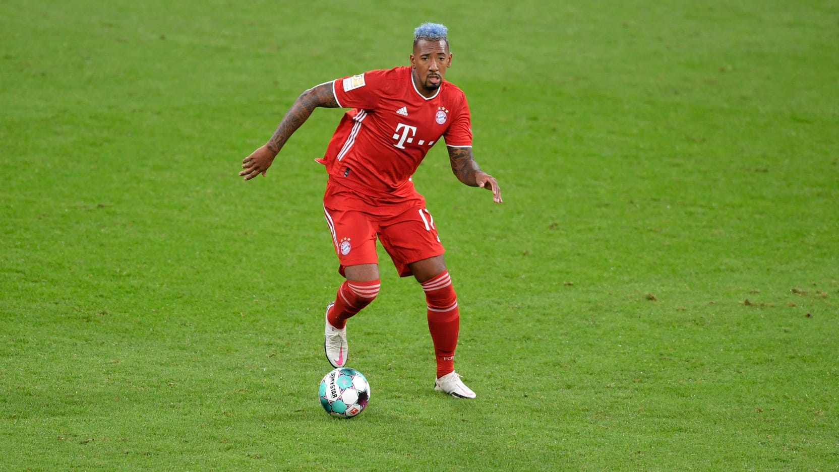 Jérôme Boateng: Der Vertrag des Ex-Nationalspielers beim FC Bayern läuft im Sommer 2021 aus.