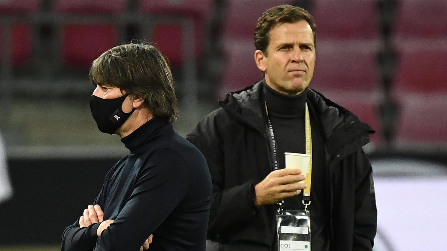 Joachim Löw (l.) und Oliver Bierhoff: Die Kritik aus München prallt an beiden ab. Joachim Löw (l.) und Oliver Bierhoff: Die Kritik aus München prallt an beiden ab.