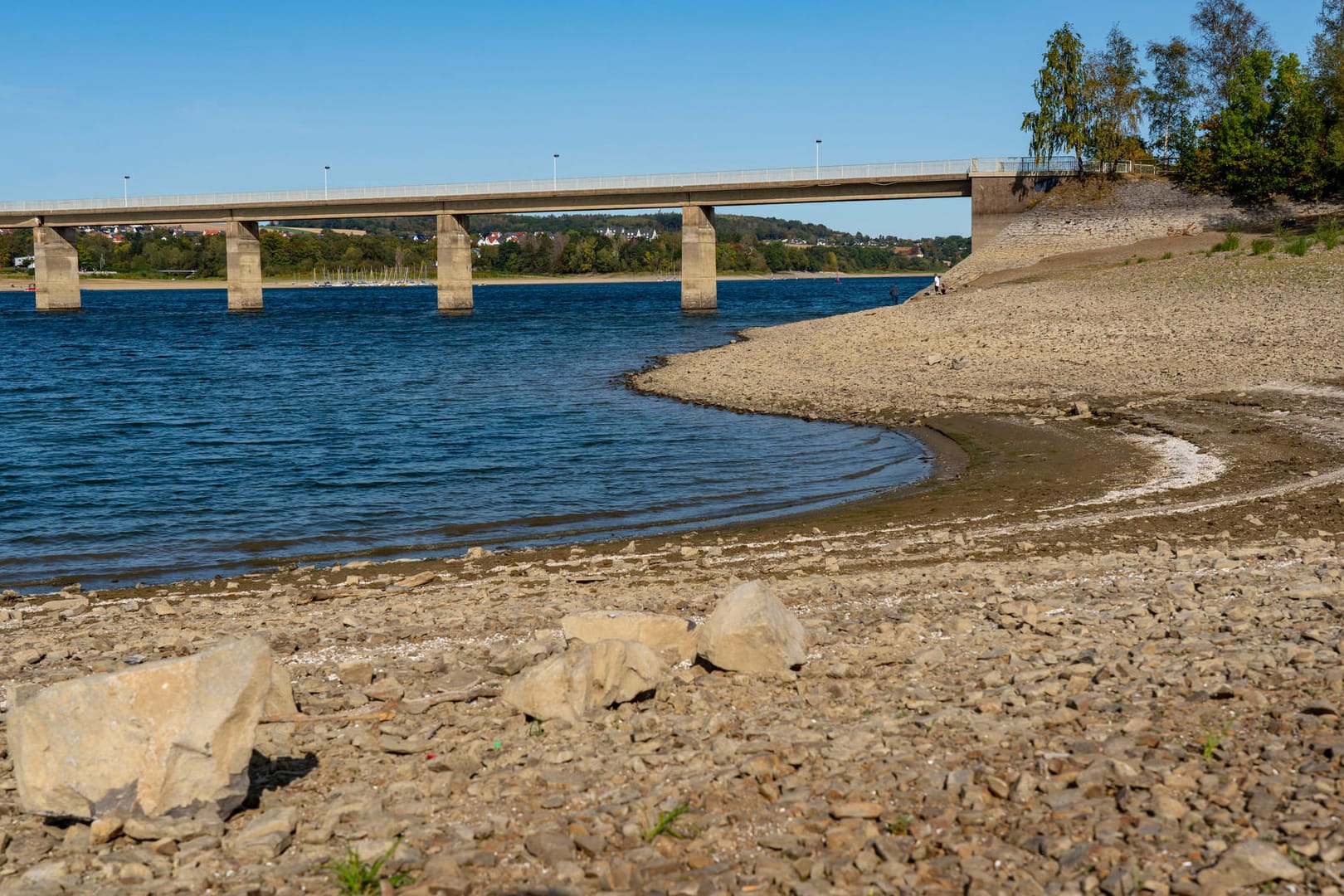 Möhnesee: Im September war die Talsperre nur noch zu 61 Prozent gefüllt.