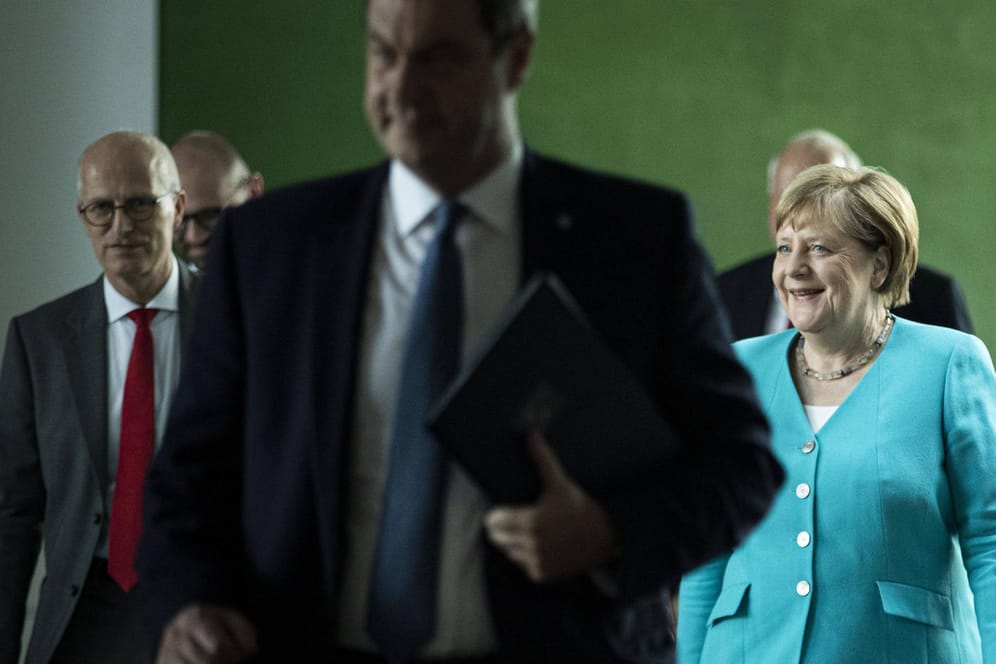 Angela Merkel trifft die Länderchefs im Kanzleramt (Archivfoto): Die Kanzlerin bestand auf persönlicher Anwesenheit.