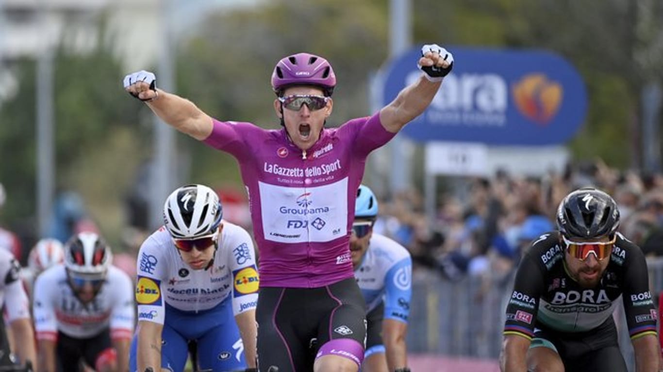 Dominiert weiter den Giro d’Italia: Der Franzose Arnaud Démare gewinnt die 11.