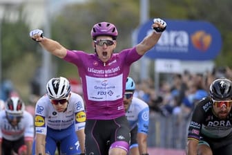 Dominiert weiter den Giro d’Italia: Der Franzose Arnaud Démare gewinnt die 11.