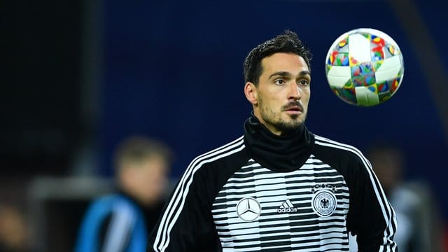 Soll nach Wunsch der TV-Experten Dietmar Hamann und Lothar Matthäus wieder im DFB-Team spielen: Mats Hummels. Soll nach Wunsch der TV-Experten Dietmar Hamann und Lothar Matthäus wieder im DFB-Team spielen: Mats Hummels.