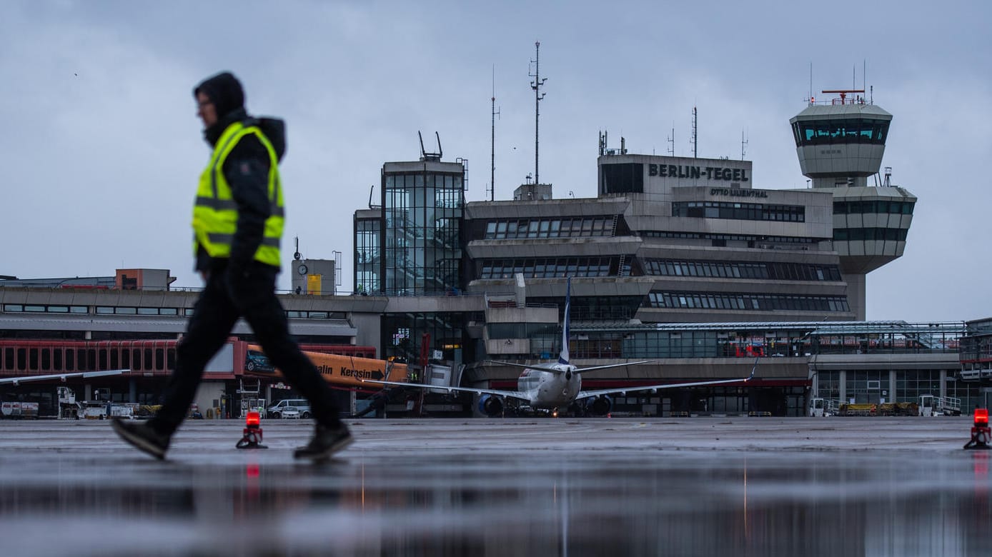 Das Hauptgebäude des Flughafens Tegel: Am 8. November soll die letzte Maschine abheben – nach Paris.