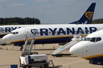 Ryanair-Flugzeuge: Die Billigfluglinie verringert ihre Kapazitäten.