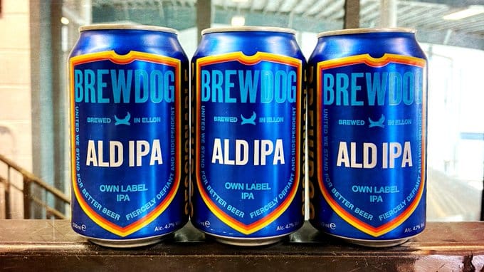 Aldi-Bier von der Edelmarke Brewdog: Die Craft-Bier-Brauerei Brewdog und Aldi spenden für jede verkaufte Kiste für den Klimaschutz.