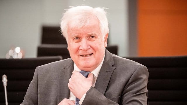 Horst Seehofer (CSU), Bundesinnenminister