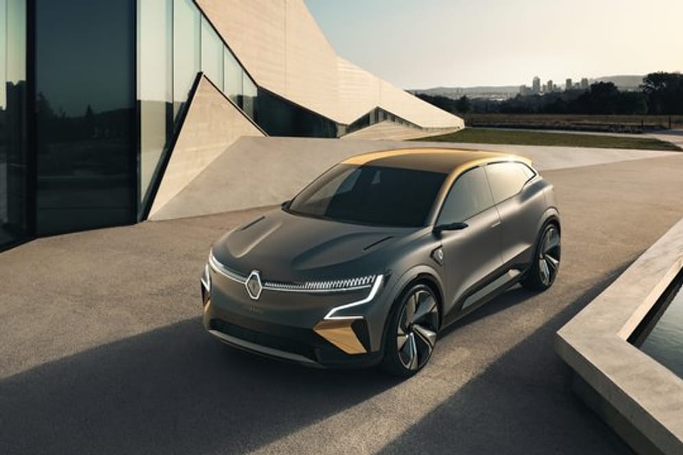 Unterwegs mit Elektro-Herz: Im Jahr 2021 will Renault die jetzt vorgestellte Studie Mégane eVision in Serie produzieren.