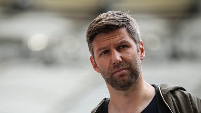 Befürwortet eine Gehaltsobergrenze im Profifußball: Thomas Hitzlsperger, Vorstandsvorsitzender des VfB Stuttgart. Befürwortet eine Gehaltsobergrenze im Profifußball: Thomas Hitzlsperger, Vorstandsvorsitzender des VfB Stuttgart.