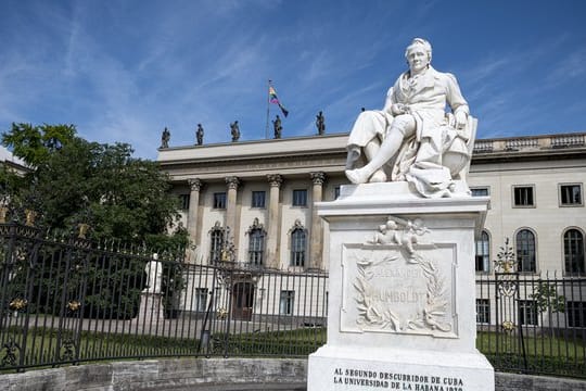 Berlins Universitäten sind bei Wissenschaftlerinnen und Wissenschaftlern aus dem Ausland besonders beliebt.