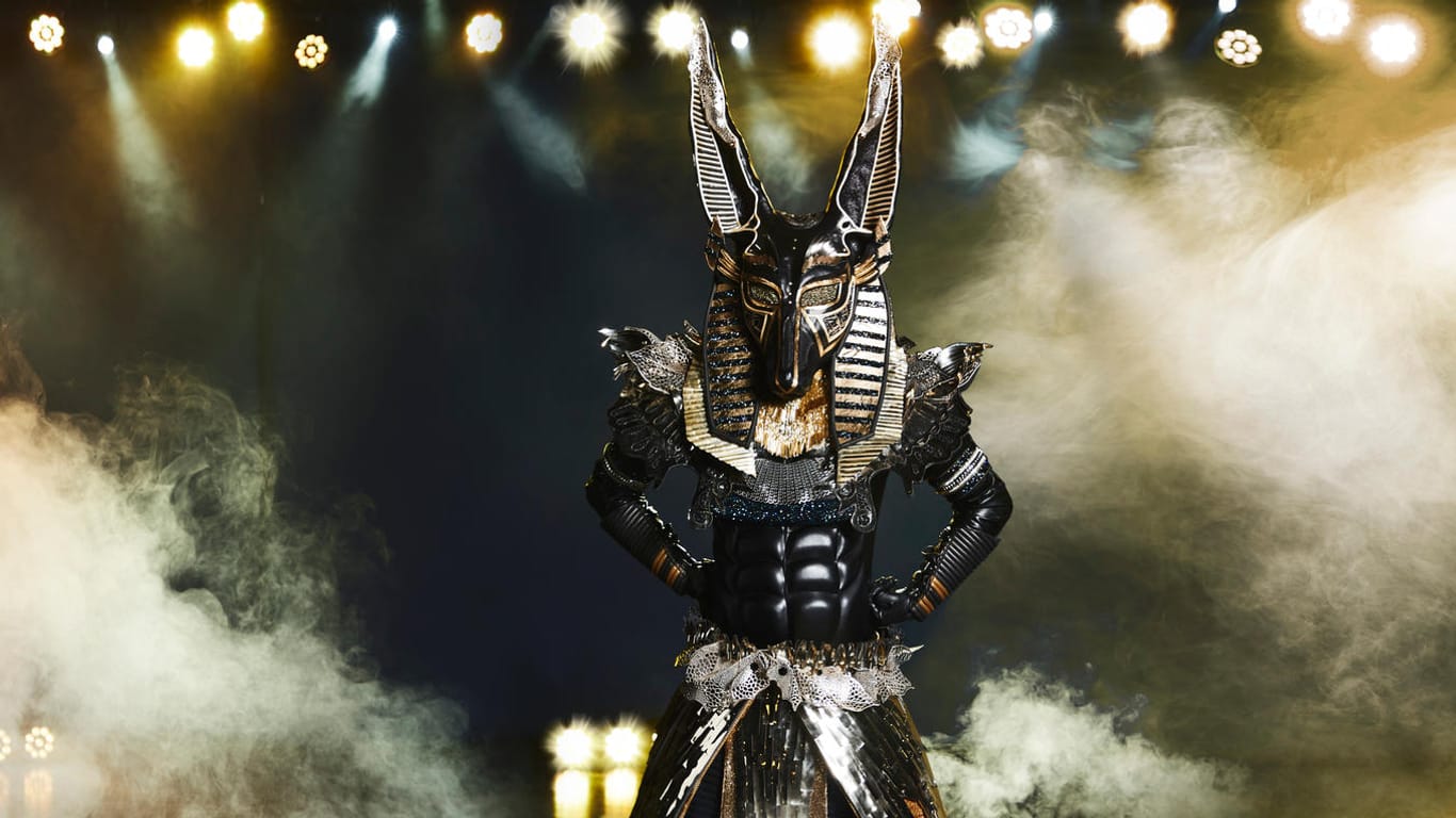 "The Masked Singer": Das Kostüm des Anubis ist ein echtes Designer-Stück.